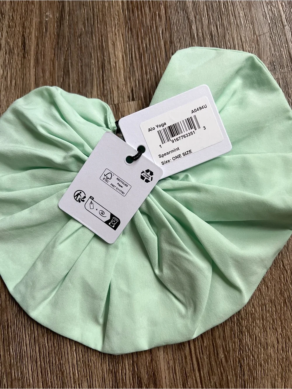 ALO Yoga nwt color